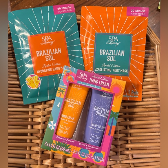 spa Luxury Other - Spa Luxury Hand Cream + Foot Masks